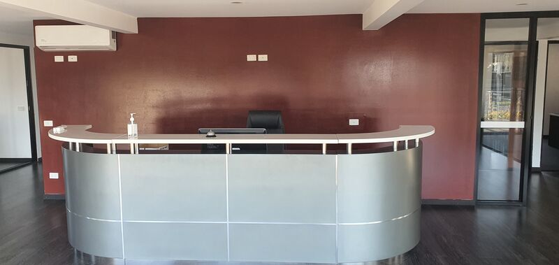 12m x 18m Corporate office 